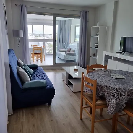 Bel T2, 50 M De La Des Minimes, La Rochelle, Apartment *